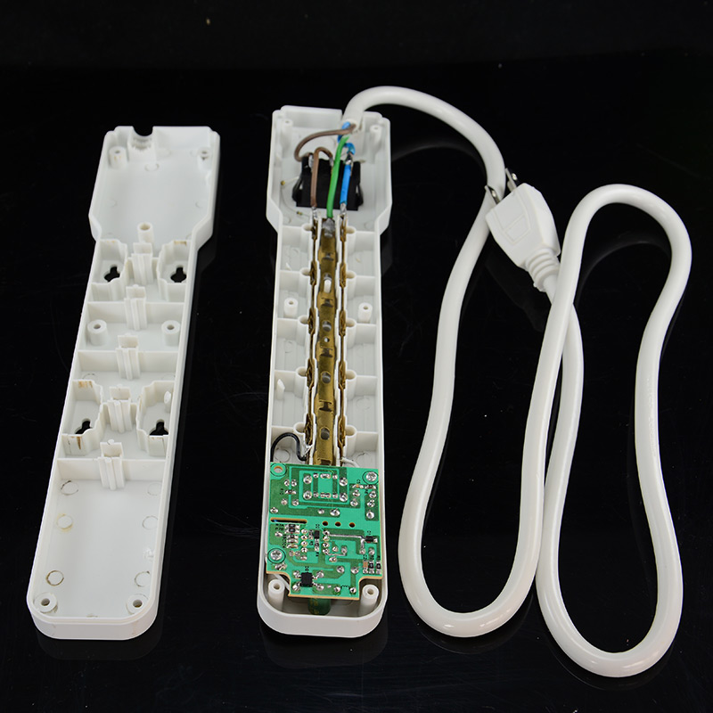 Smart 3 USB multiprise prise U - Smart Plug Surge Protector avis et prix